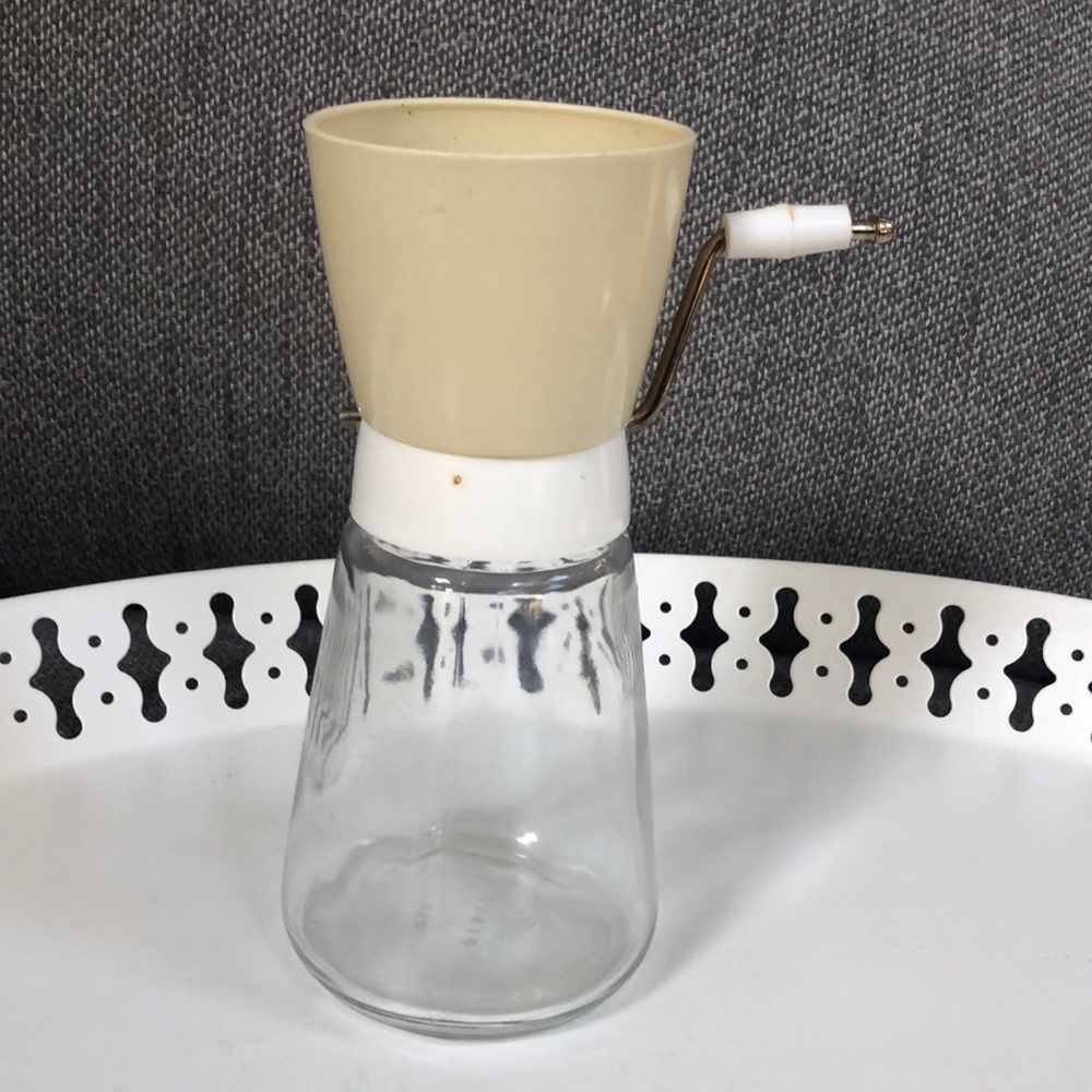 Vintage glass nut spice hand turn grinder made in USA